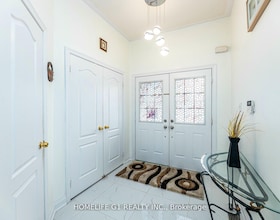25 Oblate Crescent, Peel, ON , MLS #W13412388 , Image - 1