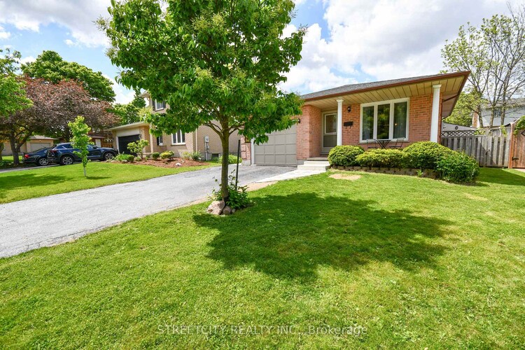 295 Walmer Grove, London North, ON, North K