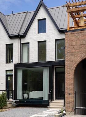 48 Shaftesbury Avenue, Toronto, ON , MLS #C12553360 , Image - 1