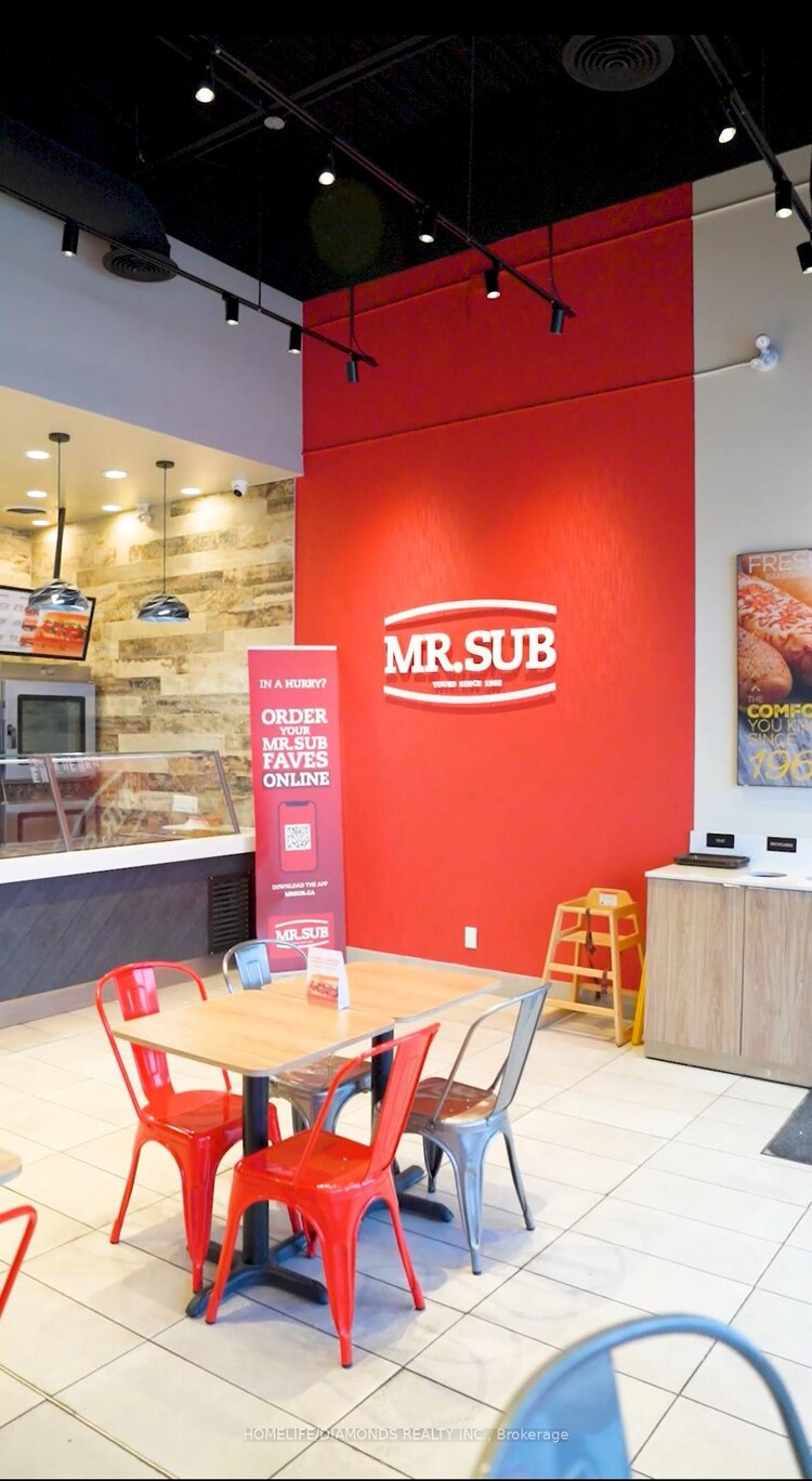 9 BEAUMARIS Drive, Brampton, ON, Bram East