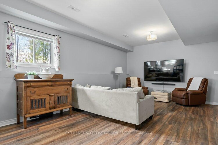 405 Brennan Road, Belleville, ON, Thurlow Ward