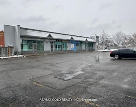 303 Hillside Avenue, Durham, ON , MLS #E12632306 , Image - 1