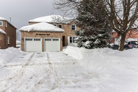22 Meadowlark Road, Simcoe, ON , MLS #S12454378 , Image - 1
