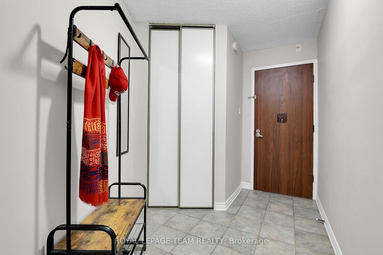 900 Dynes Road, Mooneys Bay - Carleton Heights and Area, ON, 4702 - Carleton Square