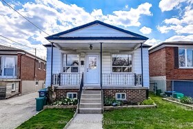 1064 Westmount Avenue, Peel, ON , MLS #W12590816 , Image - 1