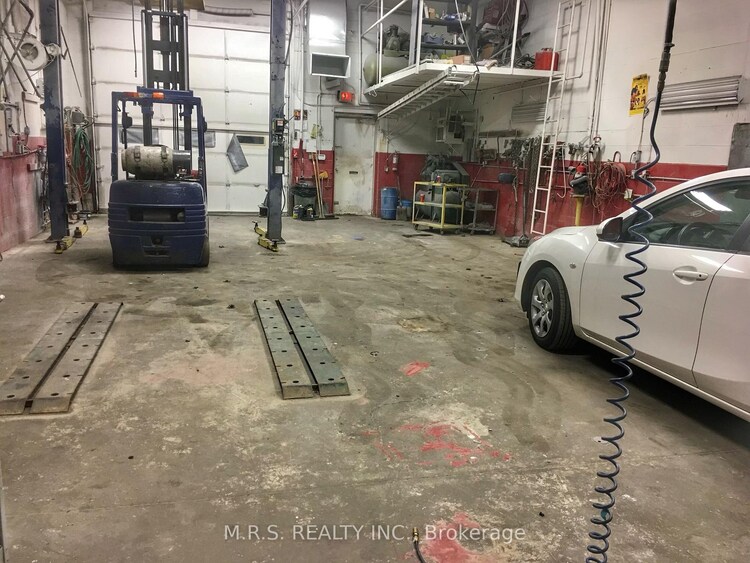 320 Hanlan Road, Vaughan, ON, Steeles West Industrial