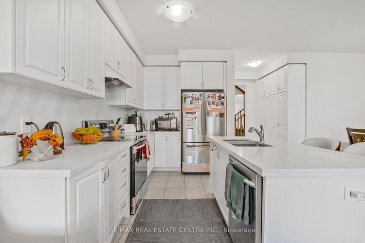 1525 Carr Landing N/A, Milton, ON, 1032 - FO Ford