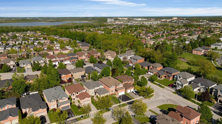 3 Meyer Avenue, Barrie, ON, East Bayfield
