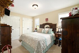 44 Lee Avenue, Lanark, ON , MLS #X12376378 , Image - 1