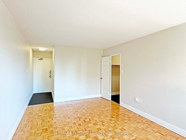 1500 Bathurst Street, Toronto, ON, Humewood-Cedarvale