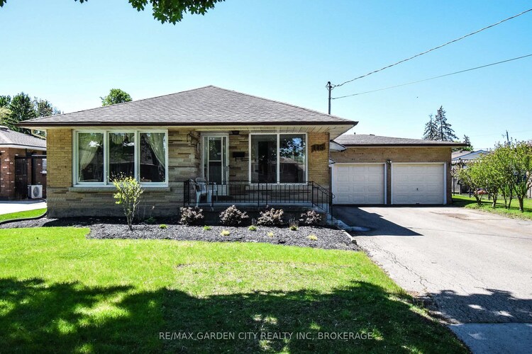 115 Larraine Street, Welland, ON, 772 - Broadway