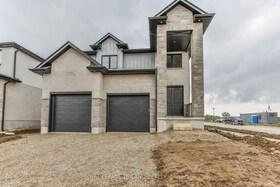 4049 Big Leaf Trail, Middlesex, ON , MLS #X12468304 , Image - 1