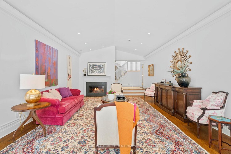 7 Valleyanna Drive, Toronto, ON, Bridle Path-Sunnybrook-York Mills