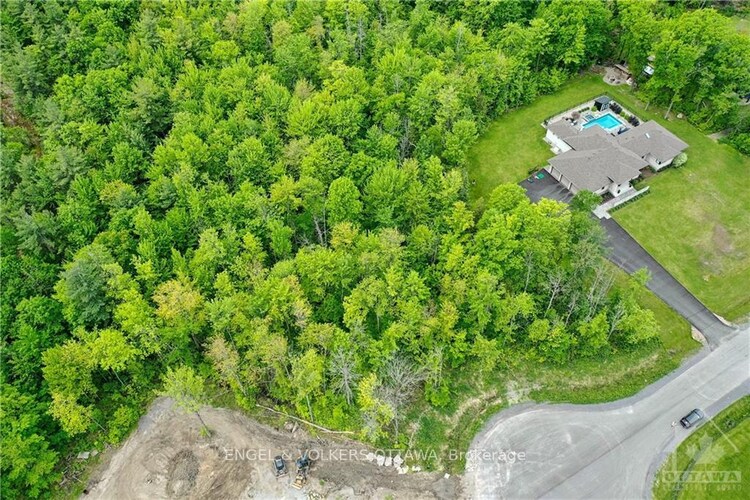 212 TERBOL Court, Kanata, ON, 9005 - Kanata - Kanata (North West)