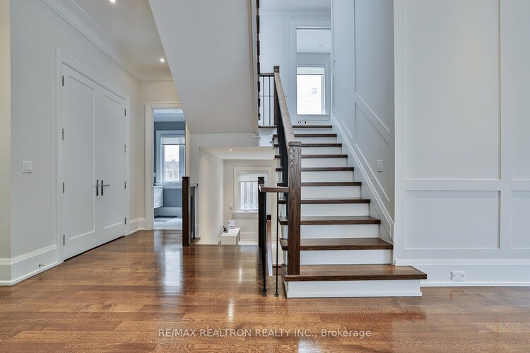 86 Princess Avenue, Toronto, ON, Willowdale East