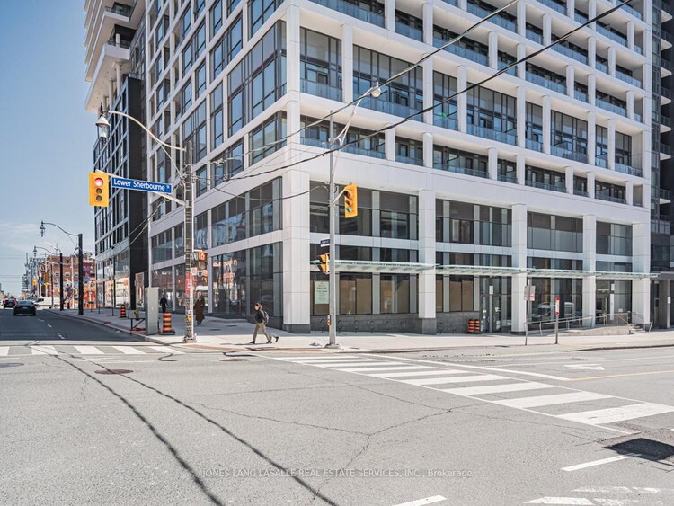 177 Front Street E, Toronto, ON, Moss Park