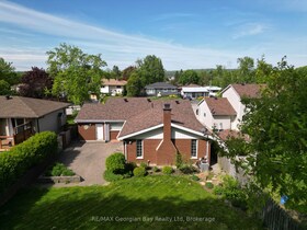 657 Manly Street, Simcoe, ON , MLS #S12512356 , Image - 1