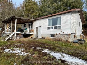135 Maple Island Road, Parry Sound, ON , MLS #X12189305 , Image - 1