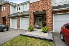 324 Horseshoe Crescent E, Ottawa, ON , MLS #X12189545 , Image - 1