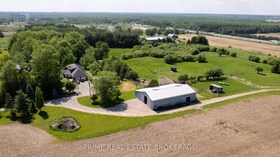 3304 Cromarty Drive, Middlesex, ON , MLS #X12320688 , Image - 1