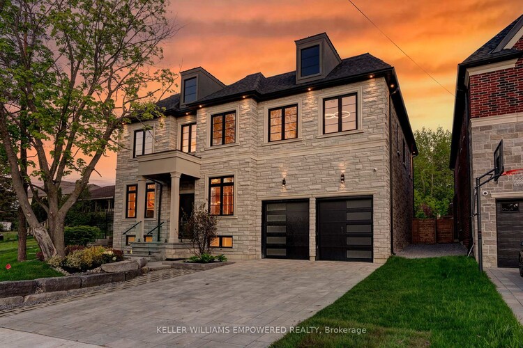 69 Snively Street, Richmond Hill, ON, Oak Ridges Lake Wilcox