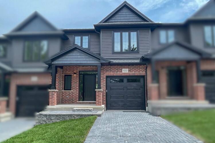 422 Old Wonderland Road, London South, ON, South N