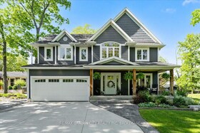 3246 Cedar Avenue, Niagara, ON , MLS #X12580268 , Image - 1