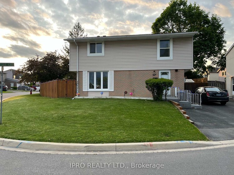 4 Hardcastle Court, Brampton, ON, Central Park