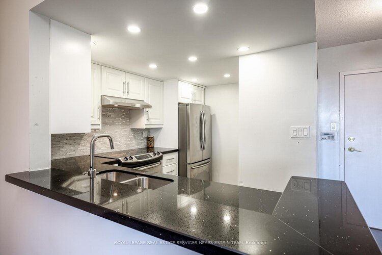 10 Torresdale Avenue, Toronto, ON, Westminster-Branson