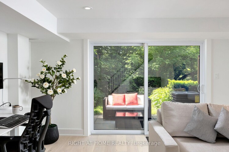 20 Budgell Terrace, Toronto, ON, High Park-Swansea