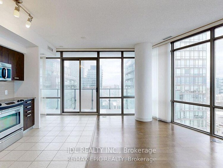 832 Bay Street, Toronto, ON, Bay Street Corridor