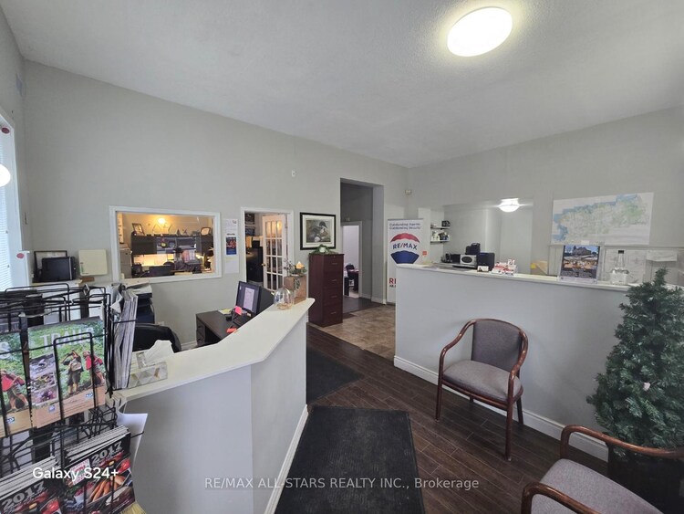 1 Albert Street S, Brock, ON, Sunderland