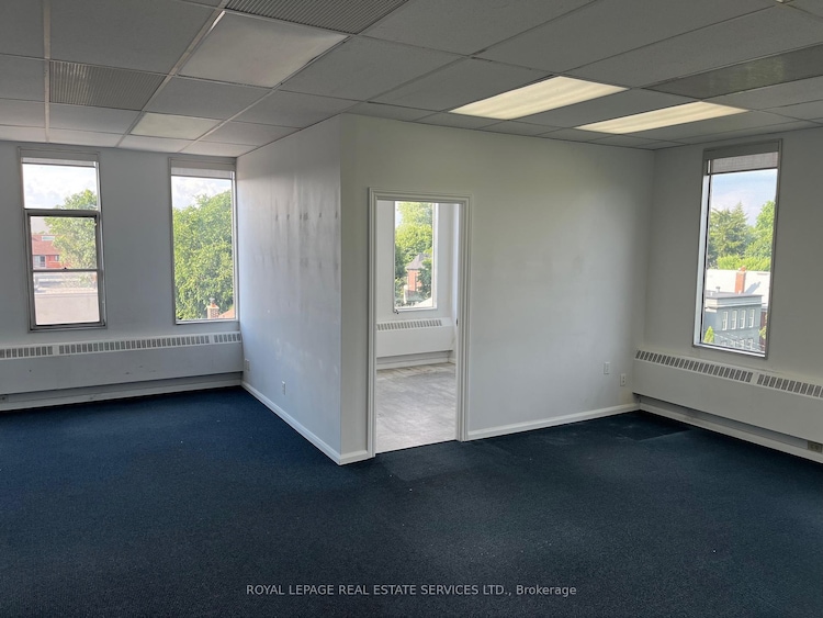 3335 Yonge Street, Toronto, ON, Lawrence Park North