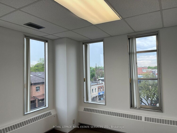 3335 Yonge Street, Toronto, ON, Lawrence Park North