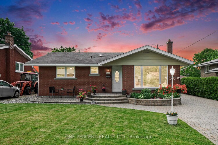 1208 Stanton Road, Parkway Park - Queensway Terrace S and Area, ON, 6303 - Queensway Terrace South/Ridgeview