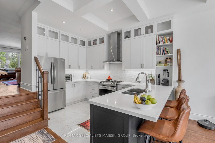 87 Lake Crescent, Toronto, ON, Mimico