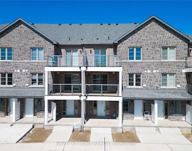 205 West Oak Terrace N, Waterloo, ON , MLS #X12606758 , Image - 1