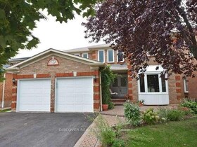 2594 Ambercroft Trail, Peel, ON