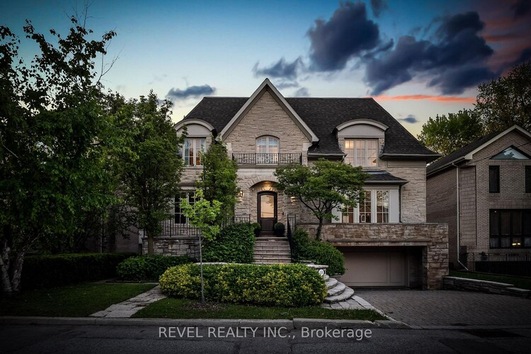 208 Carmichael Avenue, Toronto, ON, Bedford Park-Nortown