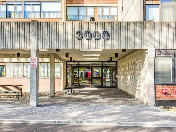 3000 Bathurst Street, Toronto, ON, Englemount-Lawrence