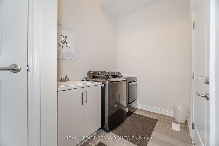 18 Gladmary Drive, Brampton, ON, Bram West