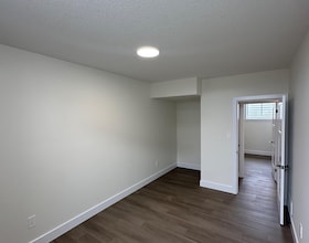 266 Hesselman Crescent, Middlesex, ON , MLS #X13421890 , Image - 1