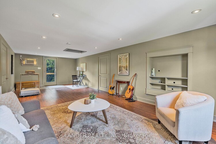 36 King Street, East Gwillimbury, ON, Mt Albert