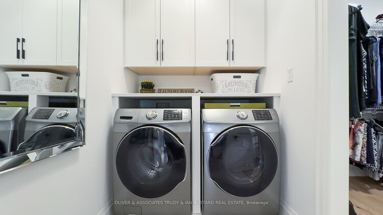 1 Creek Side Place, Lambton Shores, ON, Grand Bend