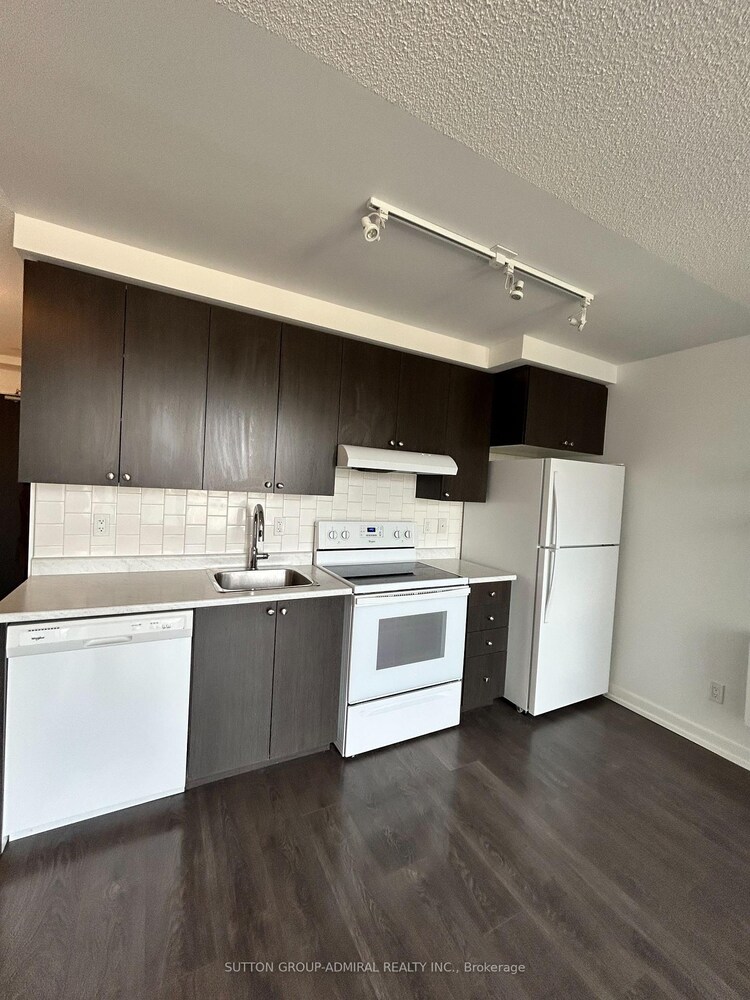 8 Trent Avenue, Toronto, ON, East End-Danforth