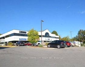 339 WELLINGTON Road, Middlesex, ON , MLS #X12955772 , Image - 1