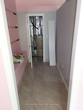 398 Concession Street, Hamilton, ON , MLS #X12476584 , Image - 1