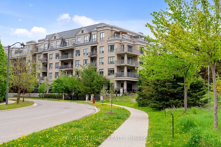 180 John West Way, Aurora, ON, Bayview Wellington