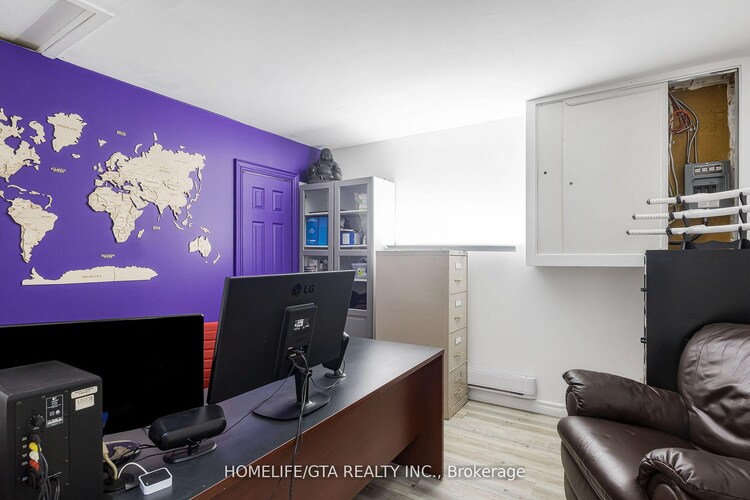 11 Whitfield Avenue, Hamilton, ON, Industrial Sector