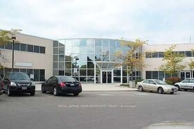 30 West Beaver Creek Road, York, ON